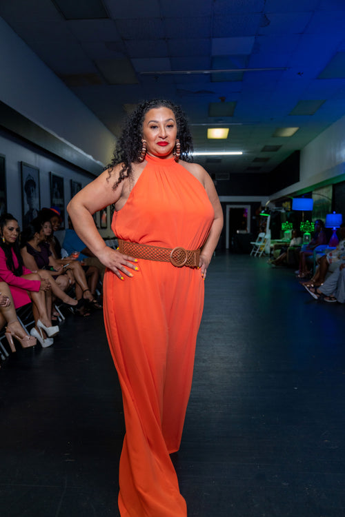The Lady In Orange (Curvy)