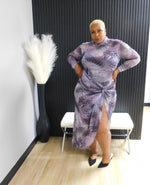 In The Shadows (Curvy)